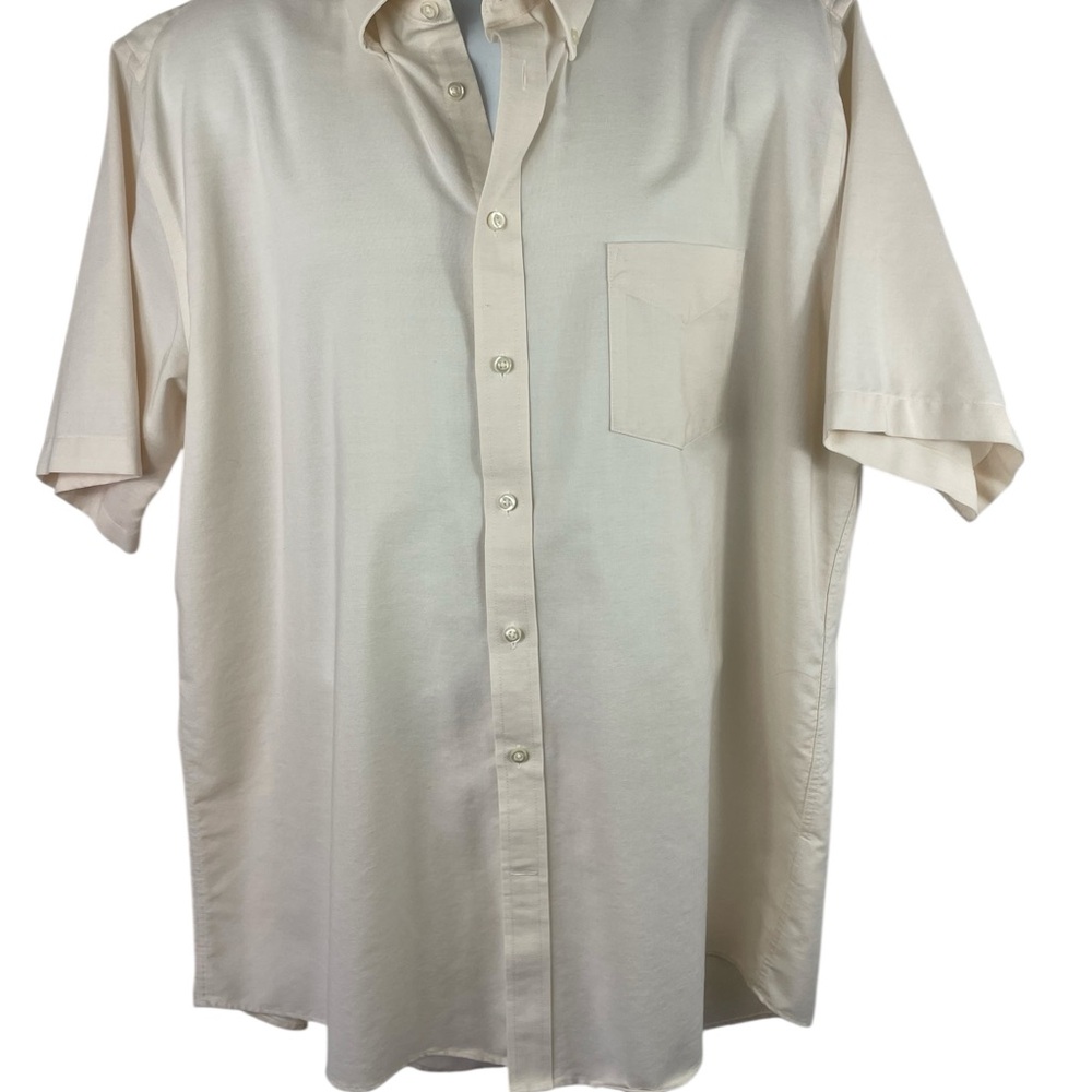 Stafford Travel Men's Classic Short Sleeved Cream Button Down Shirt, Size 17 1/2